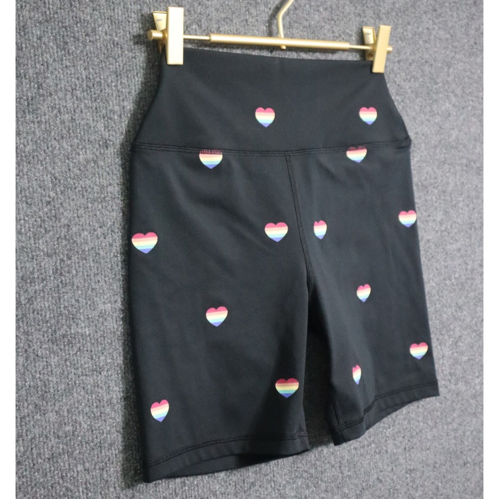 Spiritual Gangster Shorts Women Medium Black 6" Rainbow Heart Athleisure NWOT - Picture 2 of 7